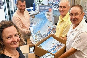 Begehrte Adventskalender für guten Zweck ab Dienstag in Freiberg erhältlich - 