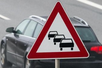 Behinderungen durch Transporte - 