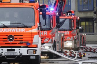 Bei der Feuerwehr brennt es - Nicht nur bei Großeinsätzen, sondern auch bei Bagatellfällen kommt es in Mittelsachsen immer häufiger vor, dass gleich mehrere Feuerwehrautos anrollen.