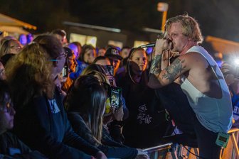 Bei diesen Veranstaltungen wird es am Wochenende im mittleren Erzgebirge hammerhart zugehen - Trynity um Sänger Dustin Schmidt werden am Wochenende in Marienberg auftreten.