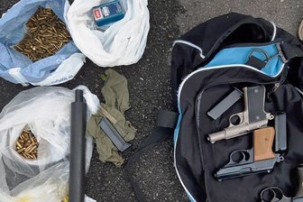 Bei Kinderporno-Razzia im Erzgebirge Waffen entdeckt - In Thermalbad Wiesenbad wurden Waffen und Munition entdeckt.