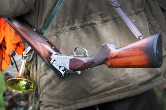 Bei Schwarzwildjagd: Freibadbesucher durch Projektil leicht verletzt -