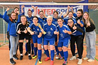 Beim Neujahrscup in Wilkau-Haßlau sorgen nicht nur die Frauen des SV Kirchberg für emotionale Momente - Jubel beim SV Kirchberg: Das Team gewann auch den zweiten Neujahrscup des SV Muldental Wilkau-Haßlau für Frauenmannschaften.