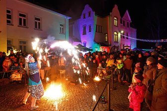 Beim Oberlungwitzer Loungeabend singen diesmal die Gäste und vielleicht auch der Bürgermeister - Der letzte Loungeabend im Oberlungwitzer Rathaushof am 1. Februar war ein voller Erfolg.