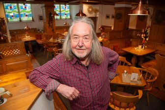 Beliebte Gaststätte in Bad Elster schließt: Das sind die Gründe - Gastwirt Horst-Jürgen Engel schließt das Restaurant Sachsenhofstüb’l in Bad Elster zum Ende des Monats.