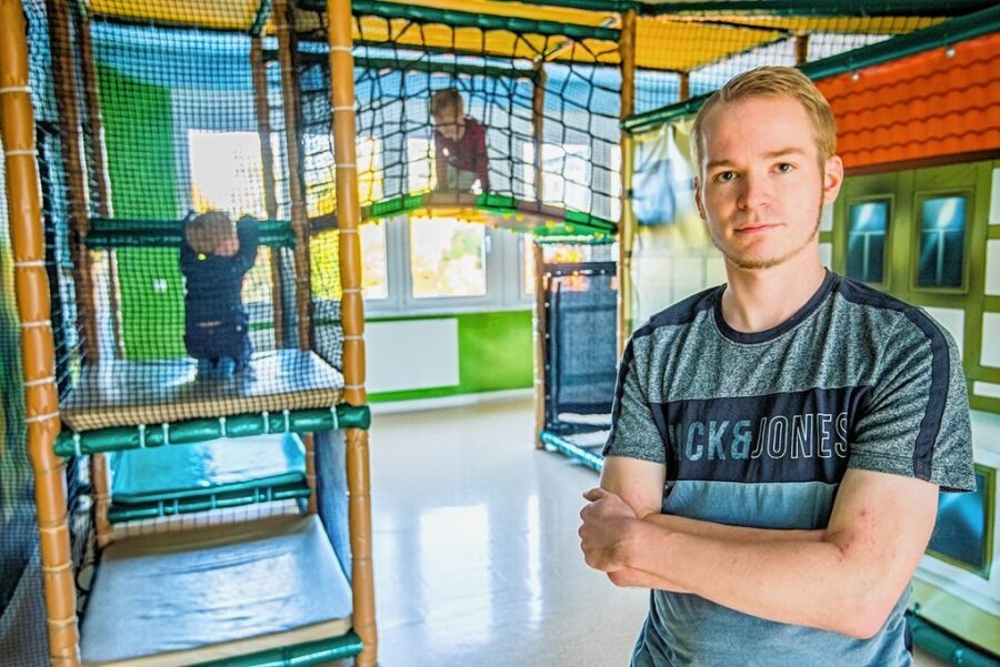 Beliebter Indoor-Spielplatz in Stollberg vor dem Aus? Eltern kritisieren die Stadt - Vater Tobias Wieland organisiert den Widerstand gegen die derzeitige Situation. 