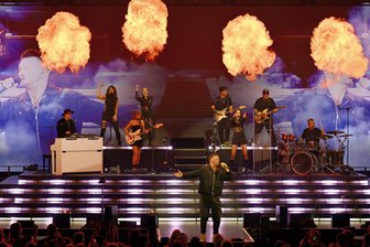 Ben Zucker in Zwickau: Große Emotionen, gewaltiger Sound, brandneue Songs - Mit seiner Bühnenshow setzte Ben Zucker neue Maßstäbe.