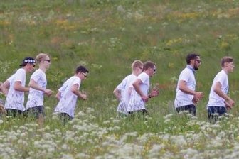 Benefizläufer zurück auf Strecke - 