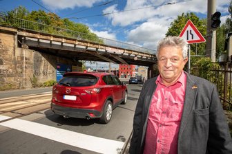 Benzinpreisschock: Fahrlehrer aus dem Vogtland fährt jetzt mit seinen Schülern nach Tschechien zum Tanken - Der Plauener Fahrlehrer Michael Marscheider fährt jetzt mit Schülern zur böhmischen Tankstelle.
