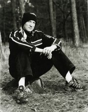 "Überflieger" von Limbach auf dem Sprung in die Hitparade - 
              <p class="artikelinhalt">Lutz Vogel, alias Küstenkind, aus Limbach-Oberfrohna will mit seinem Lied "Der Überflieger" die Hitparaden stürmen. </p>
            