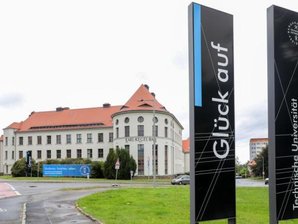 Bergakademie verabschiedet Wissenschaftler - 