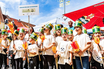 Tradition zum Anfassen: So feiert das Erzgebirge sein UNESCO-Welterbe -