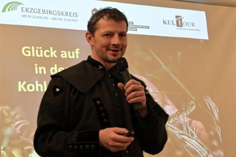 Bergbaumuseum Oelsnitz heißt künftig Kohlewelt: Das sorgt für Diskussion - Museumsleiter Jan Färber erklärte, warum der neue Name zur inhaltlichen Neuausrichtung passt.