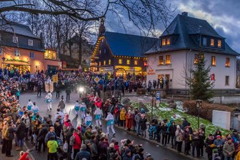 Bergparade zieht durch Seiffen -