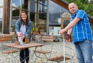 Bergwerk und Wasserkunst wieder offen - Mandy und Jens Wagner öffnen am Freitag die Außengastronomie. Auch das Abenteuerbergwerk nimmt seinen Betrieb auf. 