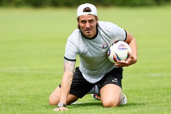 Berneanous emotionaler Abschied vom FC Erzgebirge Aue: „Danke für unsere Freundschaft“ - Georgios Berneanou will die „Zeit im Erzgebirge in bester Erinnerung behalten“.