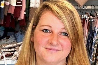 Bernsbacher Modedesignerin mit Unternehmerpreis ausgezeichnet - Franziska Reh war Preisträgerin beim Jungunternehmerpreis 2021. Die Modedesignerin aus Bernsbach belegte Platz 3.