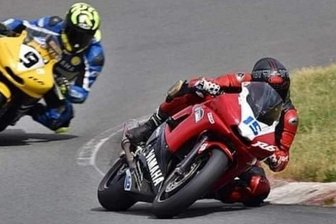 Bernsbacher peilt Titelverteidigung an - Jörg Trültzsch vom MC Grünhain führt die 600er-Klasse im HR-Cup erneut an. Die Titelverteidigung ist greifbar nah. 