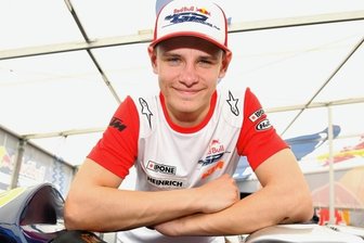 Berthelsdorfer Pilot ändert Kurs - Freddie Heinrich will in der kommenden Saison neu angreifen. Im besten Fall mit neuem Team in der Superstock-Klasse.