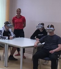 Berufsberatung durch die Brille - Mit VR-Brillen werden Berufe vorgestellt.
