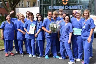 Beste Pflegeprofis: Was zeichnet das Team der Chemnitzer Corona-Station aus? - Pflegekräfte der Station K 111 wurden am Dienstag mit einem Preis ausgezeichnet. Sie vertreten Sachsen nun bei der bundesweiten Abstimmung zu den beliebtesten Pflegeprofis.