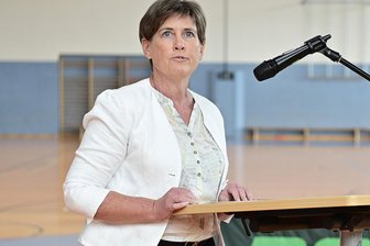 Bestwerte in Sachsen: Kaum Unterrichtsausfall im Mai am Sportcampus Klingenthal - Lydia Solondz-Lorenz ist Leiterin des Sportcampus Klingenthal.