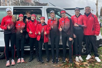 Bestzeiten und Pokale beim bedeutendsten Nachwuchswettkampf für Eisschnellläufer: Mylauer starten stark in die Saison - Die Formkurve zeigt nach oben: In Inzell liefen die Mylauer Eisschnellläufer neue persönliche Bestzeiten.