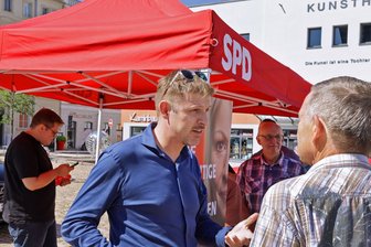 Besuch in Meerane: Was der Europaabgeordnete Matthias Ecke an der SPD in seiner Heimatstadt begeistert - Der SPD-Europaabgeordnete Matthias Ecke war am Dienstag in Meerane und damit in seiner Heimatstadt.