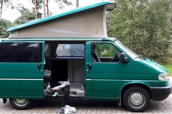 Besucher aus Bayern verliert sein Auto in Chemnitz - Ein VW-Bus, Modell T4, in javagrün gehalten: Dieses Auto parkte ein Tourist vor drei Wochen in Chemnitz - und fand es nicht mehr wieder.