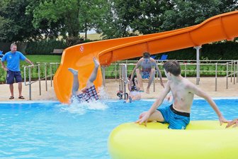 Besucherrekord im Mülsener Bad - Nicht nur die Rutsche, sondern auch das familiäre Klima loben die Gäste des Mülsener Bads.