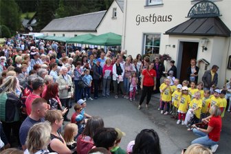 Besucherrekord zum Bergwiesenfest in Stützengrün - Zum Bergwiesenfest in Stützengrün hat es einen Besucherrekord gegeben.