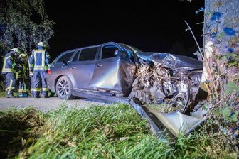 Betrunkener fährt in Brand-Erbisdorf gegen Baum -