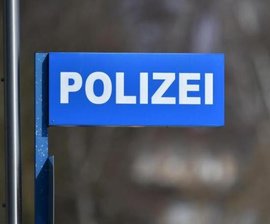 Betrunkener Randalierer verbringt die Nacht in Polizei-Gewahrsam -