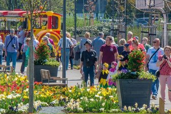 Bewerbung für 2026: Das plant Aue-Bad Schlema für die Landesgartenschau - So bunt blühte es zur Eröffnung der Landesgartenschau in Frankenberg. Nun soll Bad Schlema erblühen. 