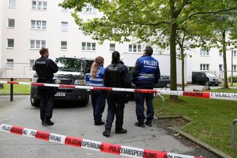 Bewohner dürfen erst am Dienstag zurück ins "Sprengstoff-Haus" - 