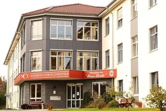 Bewohner in Lengenfelder Pflegeheim infiziert - Das Altenpflegeheim Haus Linde.