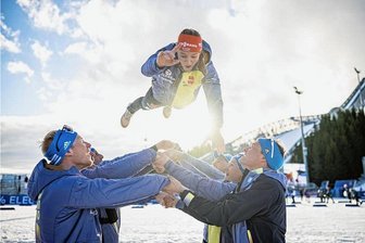 Biathlonstar Denise Herrmann-Wick: "Auch ohne WM-Medaille wäre nach dem Winter Schluss gewesen" - Wenn die Nationaltrainer eine Athletin hochleben lassen, ist vieles sehr gut gelaufen. Denise Herrmann-Wick bei ihrem letzten Weltcup in Oslo. 