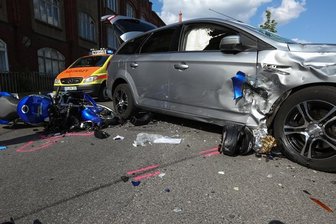 Biker schwer verletzt - 