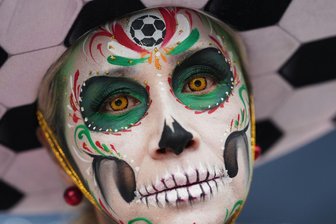 Bilder des Tages vom 06.06.2026 - Tänzerin vor Beginn der Fußball-Weltmeisterschaft in Mexiko