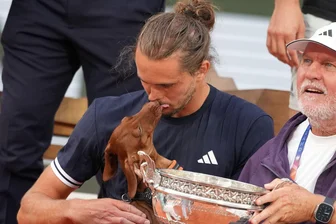 Bilder des Tages vom 07.06.2026 - Dackel-Kuss fürs Herrchen - Zverev gewinnt French Oen