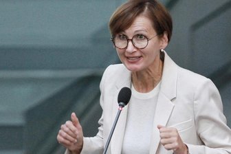 Bildungspolitik in Deutschland: Reichen 10 Milliarden Euro in 10 Jahren aus, um die Probleme zu lösen? - Glaubt, dass sich mit dem Startchancen-Programm für Schulen auch das Abschneiden deutscher Schüler bei Bildungsvergleichen wieder verbessert: Bundesbildungsministerin Bettina Stark-Watzinger.