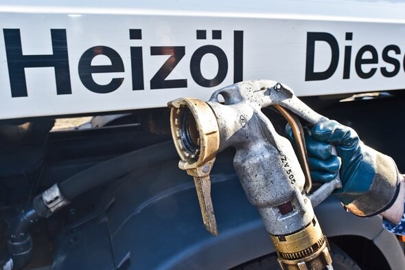 Billiges Heizöl und Benzin dämpfen Teuerung in Sachsen - 