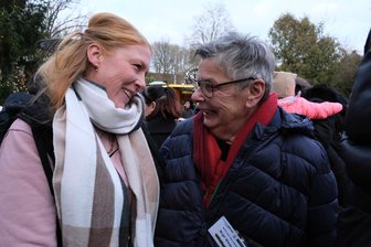 Birgit Wiesner verlässt Mutter-Kind-Haus in Werdau: „Haben wir auch alles richtig gemacht?“ - Immer Zeit für ein persönliches Wort: Birgit Wiesner (re.) mit Kollegin Nicole Baumann.