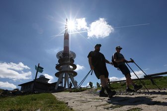 Bisher wärmster Tag in Sachsen, Sachsen-Anhalt und Thüringen - Das schöne Wetter am Pfingstsamstag lud zu Ausflügen ein - wie hier am Brocken. In Sachsen, Sachsen-Anhalt und in Thüringen war es knapp der wärmste Tag des bisherigen Jahres. 