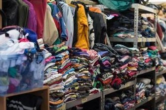 Blick in den Kleiderschrank - 