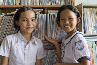 Blickwinkelreihe nimmt Besucher mit auf Reise durch Vietnam - Schulmädchen aus dem zentralen Hochland der Provinz Dak Lak, die im Projekt „Teresa Ethnic Home“ betreut werden.