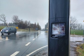 Blitzer in Elterlein gesprengt -