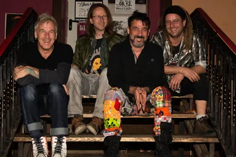 Blues, Hippies und die 80er: Was „Das letzte Einhorn“ mit dem Lebensgefühl einer ganzen Generation zu tun hat - Monomann sind am 15. März in Annaberg: Michael „Das letzte Einhorn“ Rhein, Albrecht Steinfurt, Kay Lutter und Brian Bosse (v. l.).