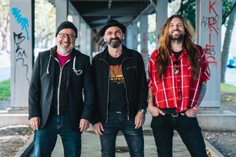 Blues-Rock mit dem Chessman-Trio im „Rosenheim“ in Flöha - Das Chessman-Trio mit Micha Maass, Jan „Chessman“ Schachmann und Gregor Avanius ist in Flöha zu Gast.