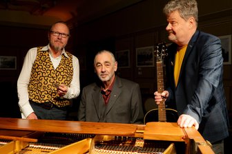 Blues, Tanz und Chaos – Im Erzgebirge geht‘s am Wochenende rund - Klaus Mojo Kilian, Christian Rannenberg und Ignaz Netzer (von links) sind die German Blues Stars. Am Samstag gastiert das Ensemble in der Marienberger Baldauf Villa.